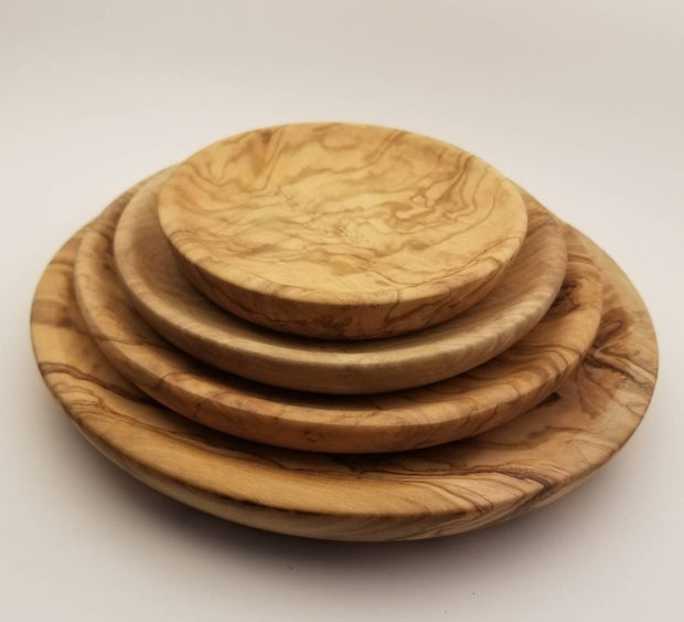 ELEGANT OLIVE™ Wood Plates Set